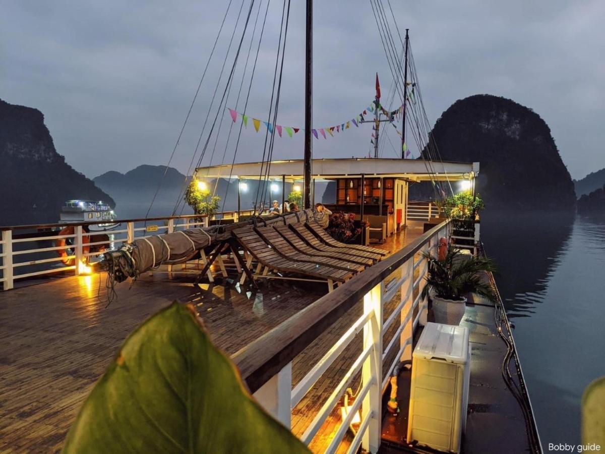 Le Journey Halong Bay Cruises Hotel Ha Long Exterior foto